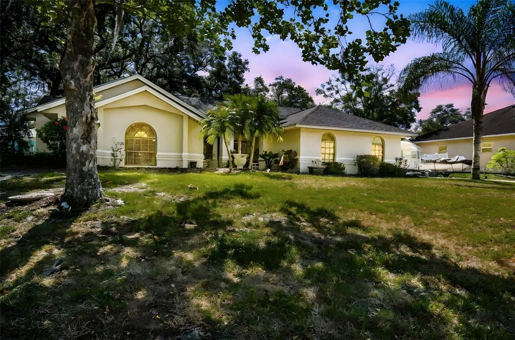 Recently Sold: $399,900 (4 beds, 2 baths, 2376 Square Feet)