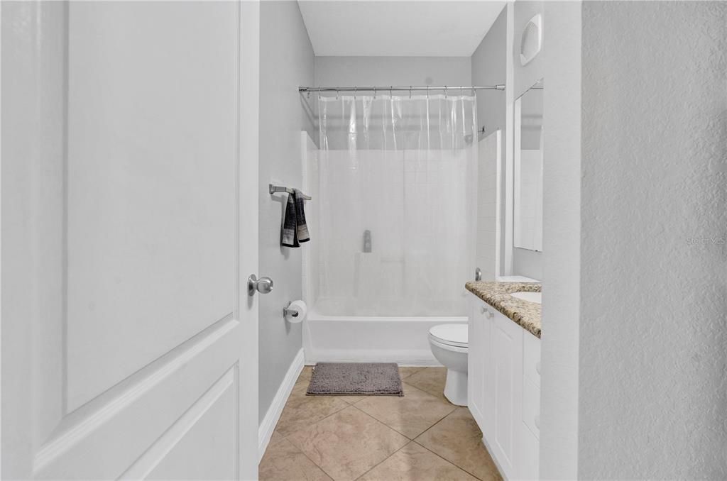 В аренду: $3,200 (3 спален, 2 ванн, 1740 Квадратных фут)