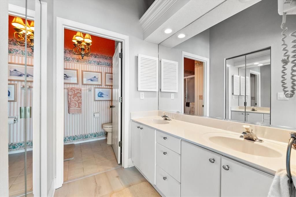 Active With Contract: $549,000 (3 beds, 2 baths, 1443 Square Feet)