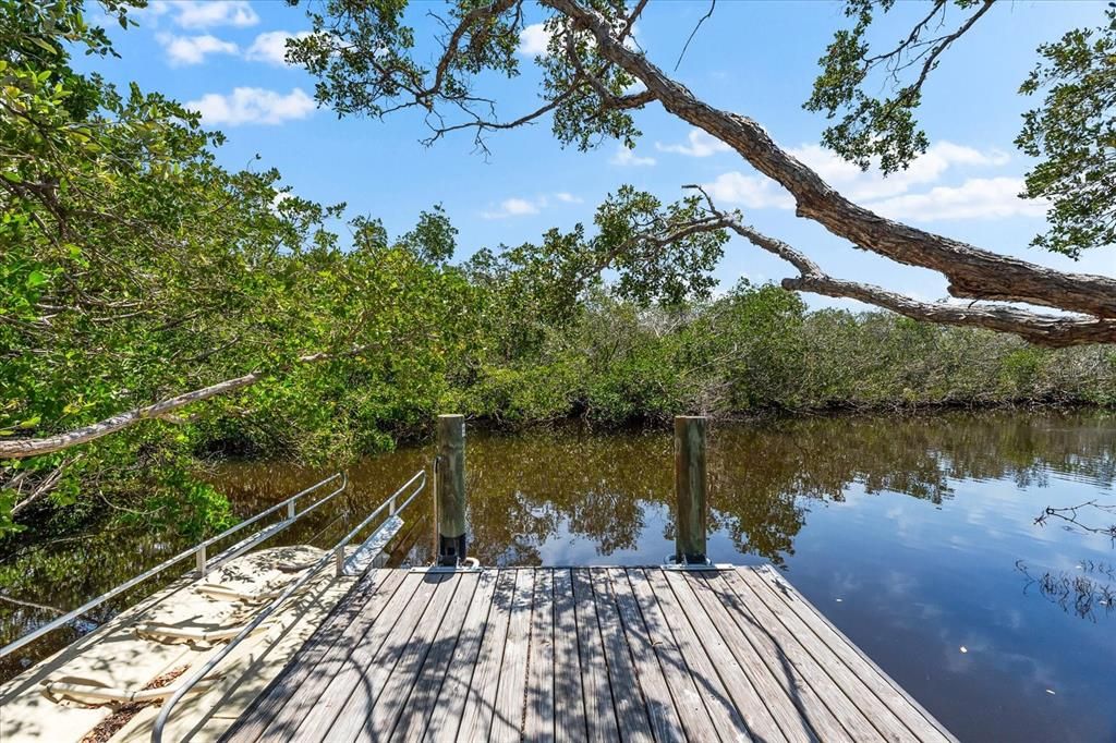 Active With Contract: $549,000 (3 beds, 2 baths, 1443 Square Feet)