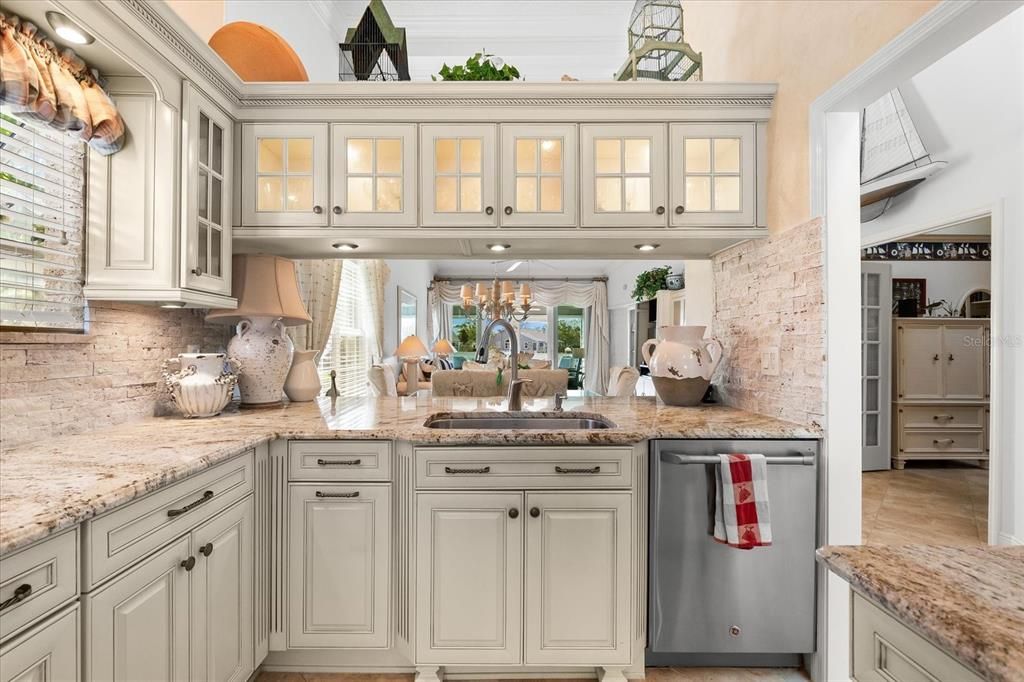 Active With Contract: $549,000 (3 beds, 2 baths, 1443 Square Feet)