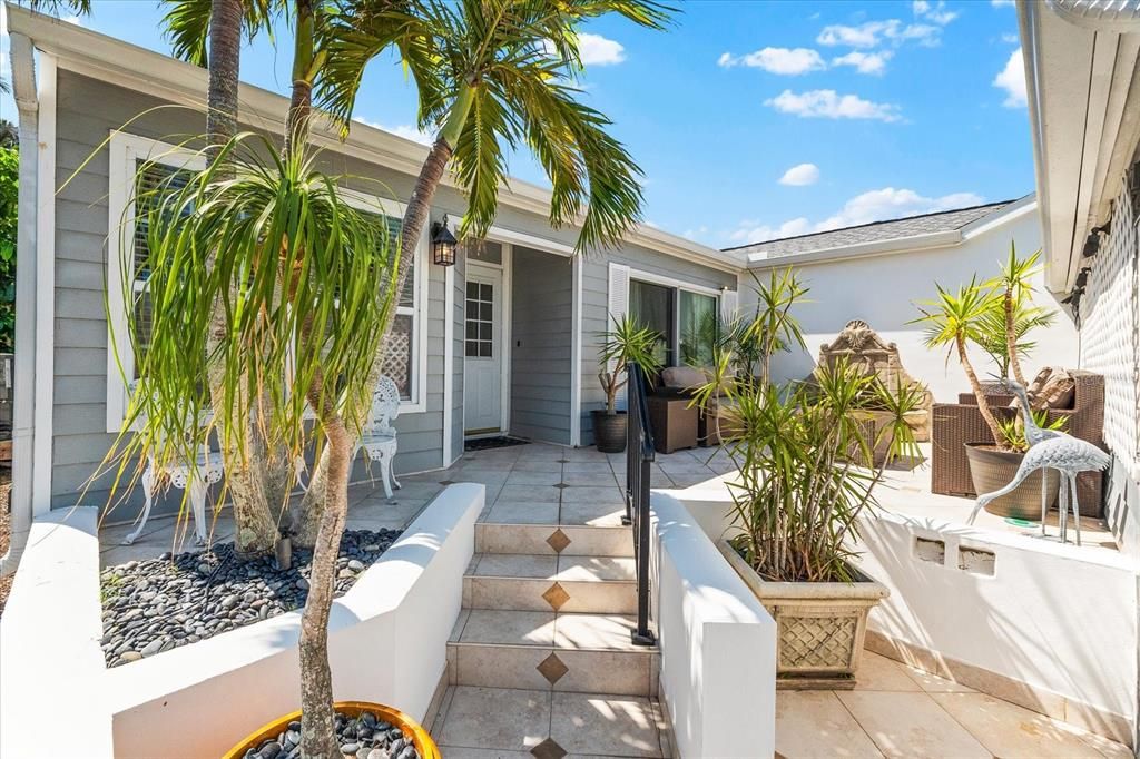 Active With Contract: $549,000 (3 beds, 2 baths, 1443 Square Feet)