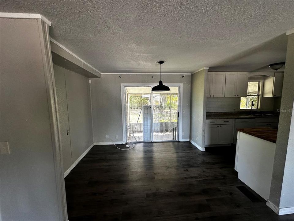 Active With Contract: $150,000 (4 beds, 2 baths, 1440 Square Feet)