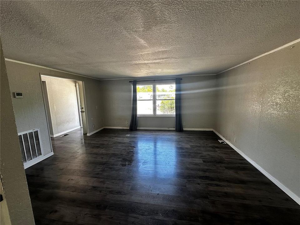 Active With Contract: $150,000 (4 beds, 2 baths, 1440 Square Feet)