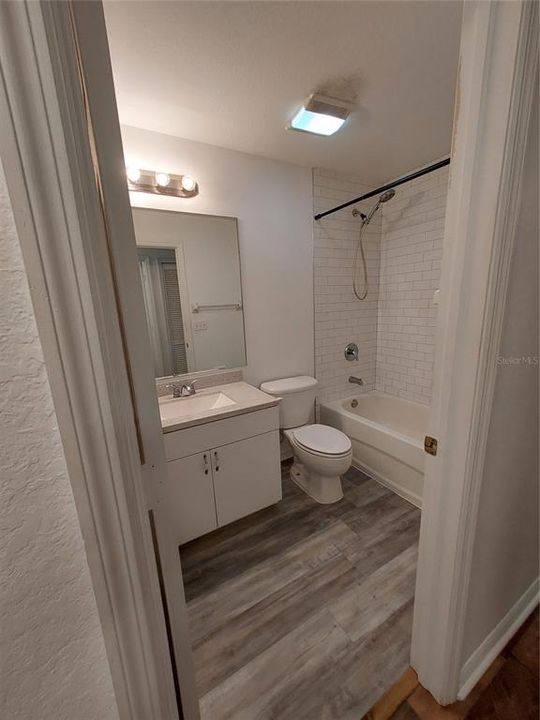 На продажу: $265,000 (3 спален, 2 ванн, 1770 Квадратных фут)