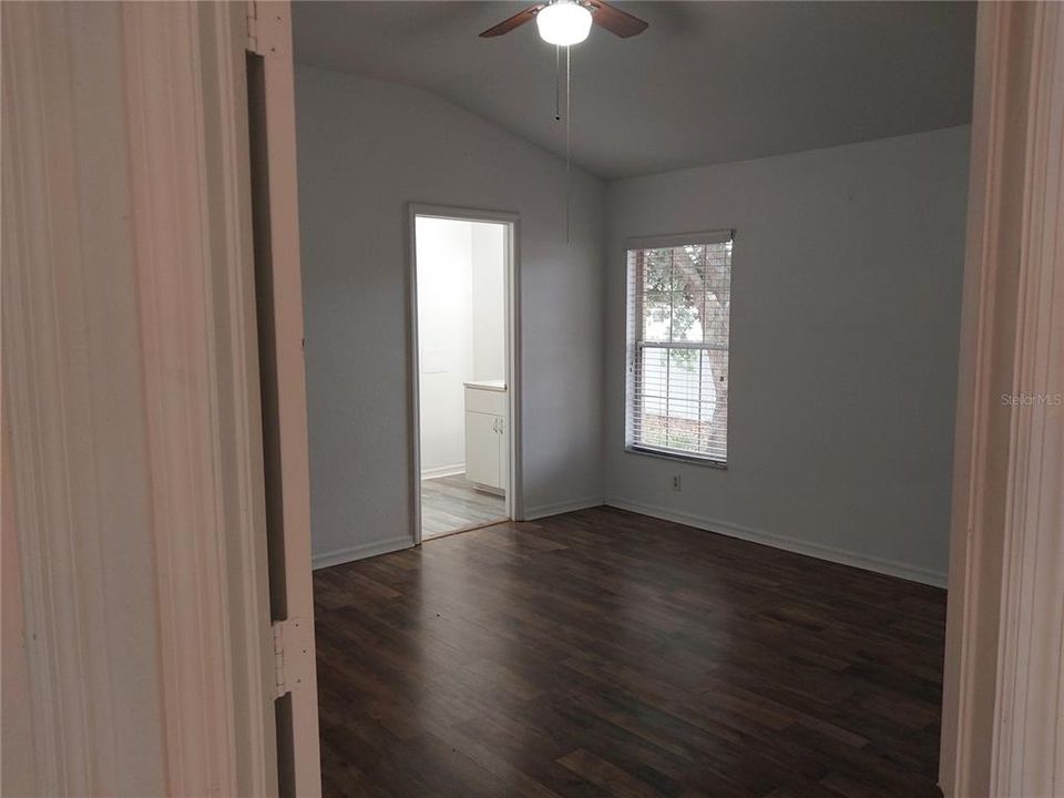 На продажу: $265,000 (3 спален, 2 ванн, 1770 Квадратных фут)