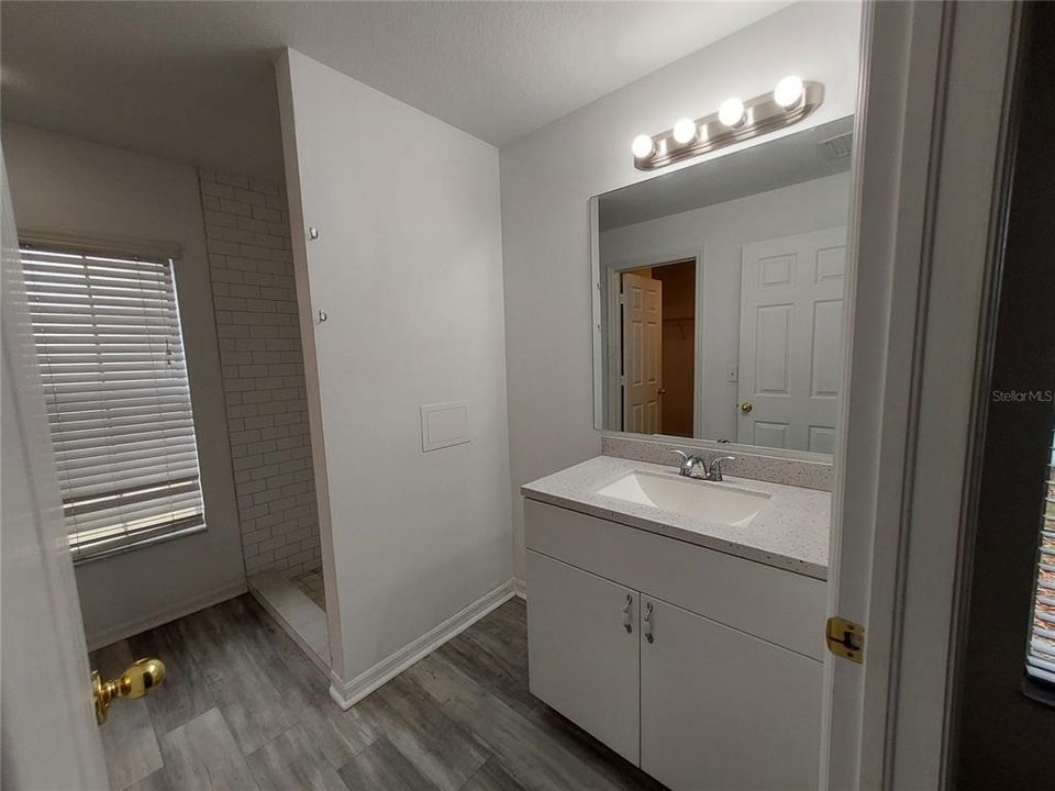 На продажу: $265,000 (3 спален, 2 ванн, 1770 Квадратных фут)