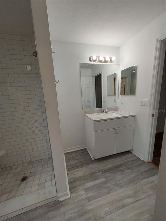 На продажу: $265,000 (3 спален, 2 ванн, 1770 Квадратных фут)