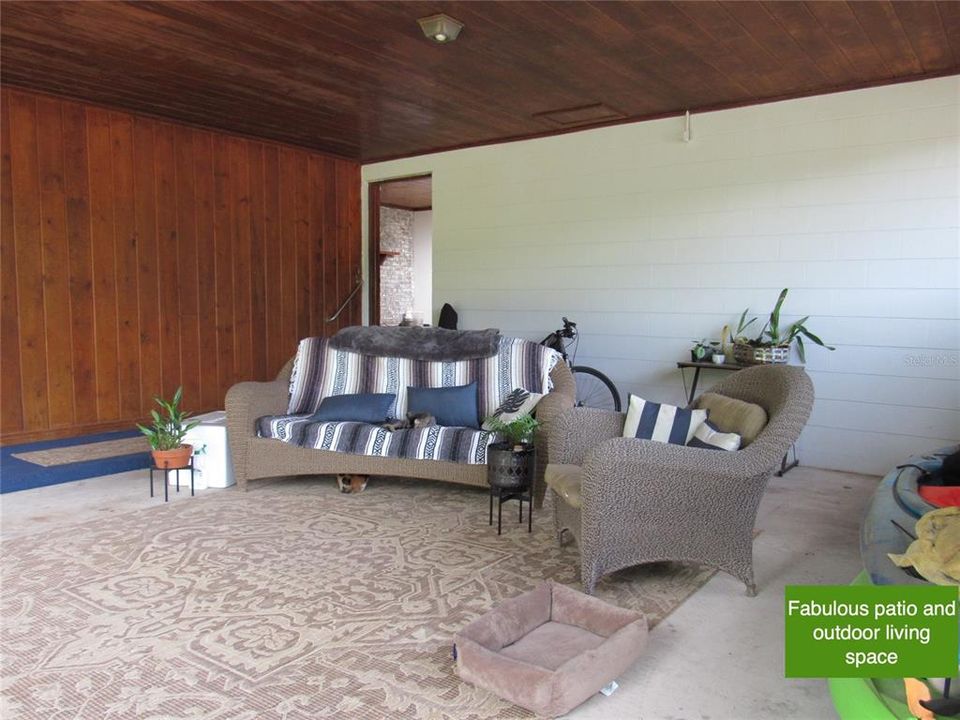 For Sale: $299,900 (3 beds, 2 baths, 1780 Square Feet)