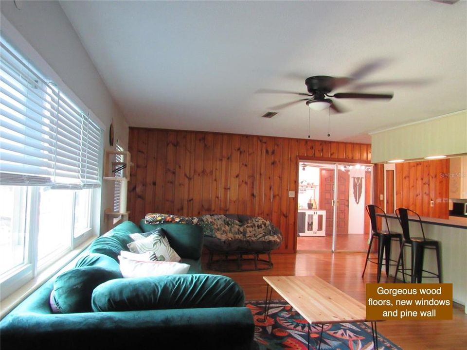 For Sale: $299,900 (3 beds, 2 baths, 1780 Square Feet)