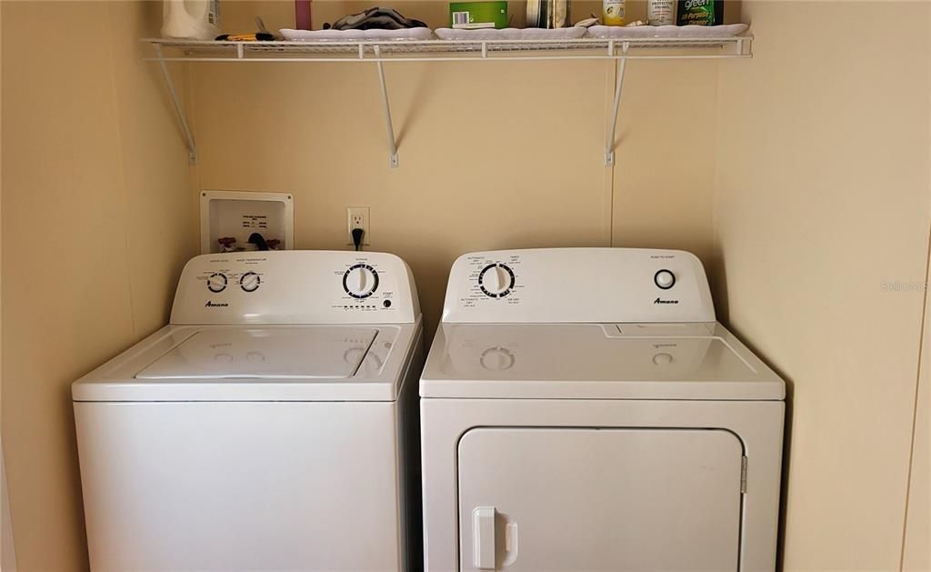 Active With Contract: $205,000 (3 beds, 2 baths, 1215 Square Feet)