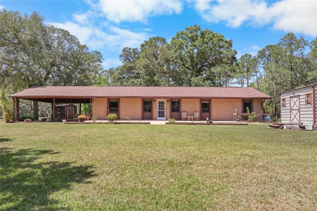 Recently Sold: $550,000 (4 beds, 2 baths, 1512 Square Feet)