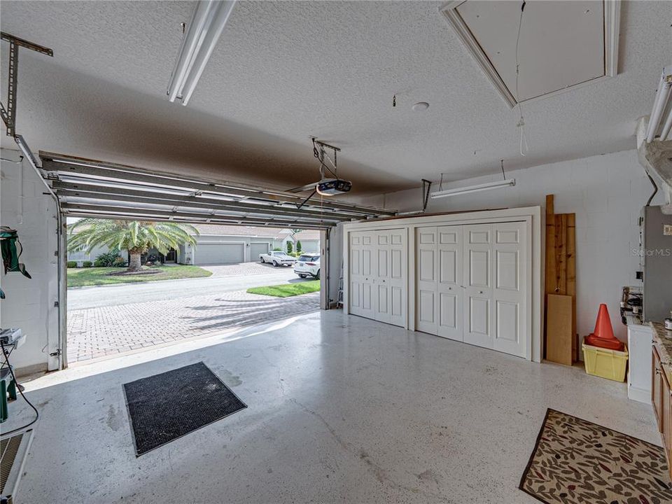 待售: $299,900 (2 贝兹, 2 浴室, 1860 平方英尺)