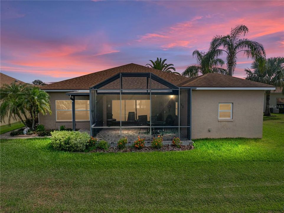 待售: $299,900 (2 贝兹, 2 浴室, 1860 平方英尺)