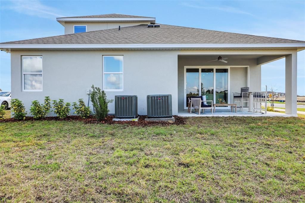 Active With Contract: $670,602 (5 beds, 3 baths, 3076 Square Feet)