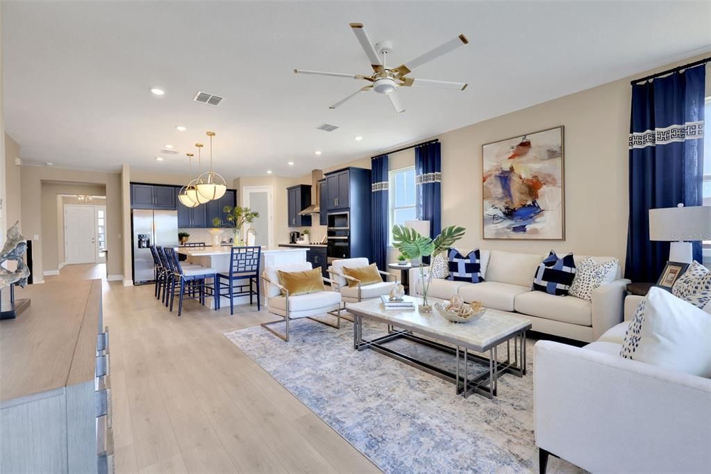 Active With Contract: $670,602 (5 beds, 3 baths, 3076 Square Feet)