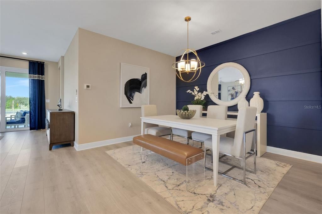 Active With Contract: $670,602 (5 beds, 3 baths, 3076 Square Feet)