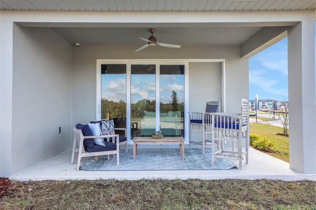 Active With Contract: $670,602 (5 beds, 3 baths, 3076 Square Feet)