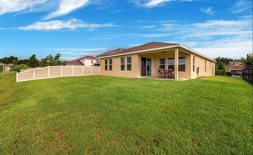 Active With Contract: $2,299 (4 beds, 3 baths, 2105 Square Feet)