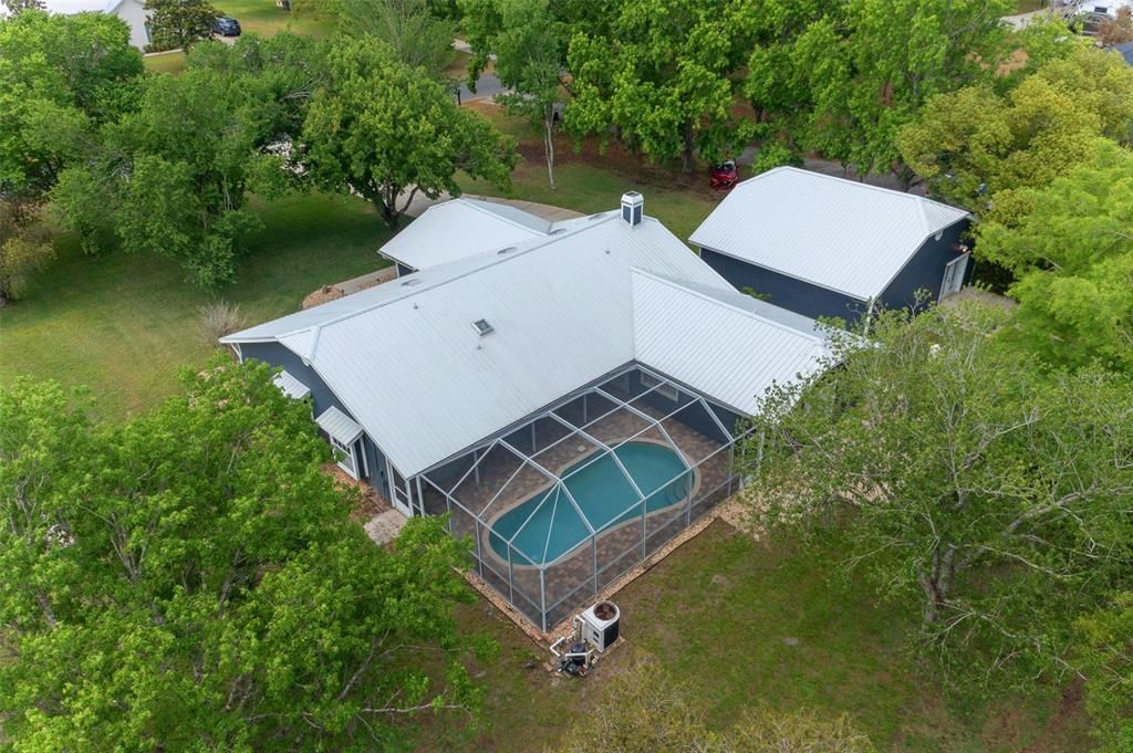 合同活跃: $700,000 (3 贝兹, 2 浴室, 2270 平方英尺)