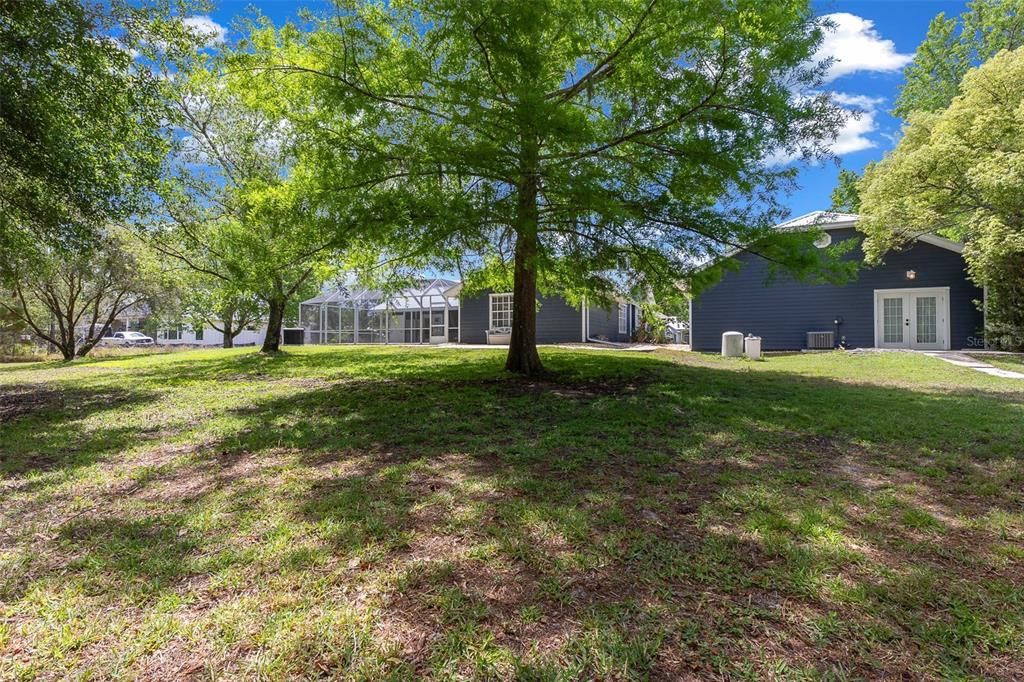 合同活跃: $700,000 (3 贝兹, 2 浴室, 2270 平方英尺)