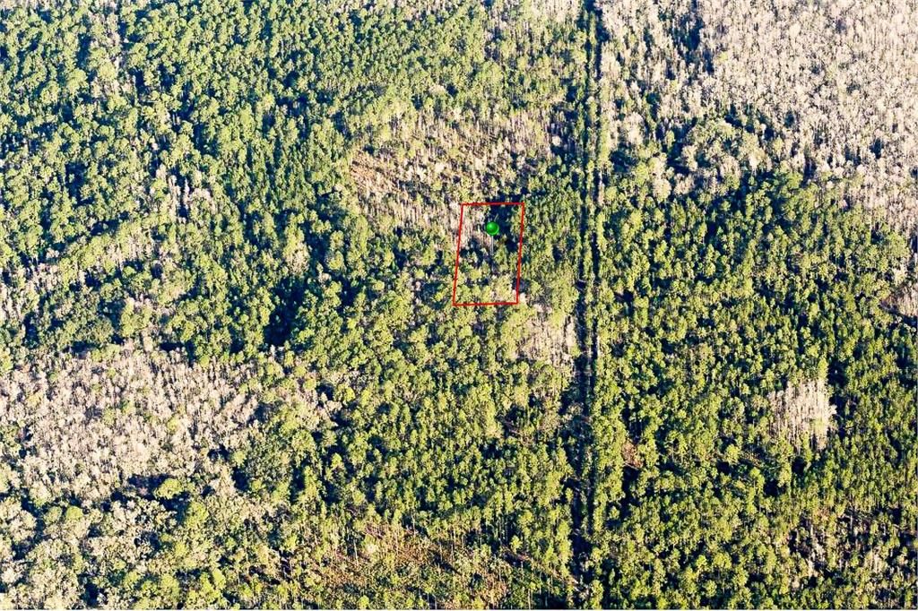 На продажу: $12,500 (1.29 acres)