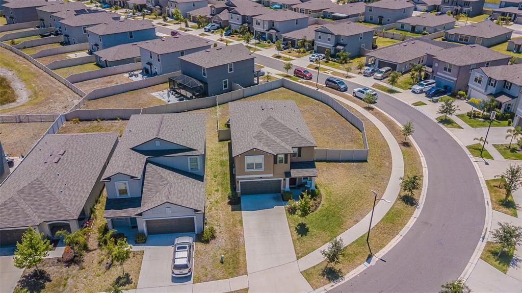 Active With Contract: $429,000 (6 beds, 3 baths, 2614 Square Feet)