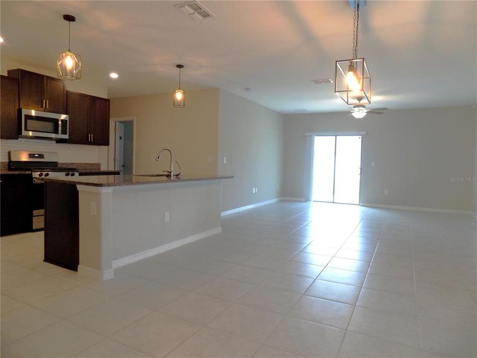 Active With Contract: $429,000 (6 beds, 3 baths, 2614 Square Feet)