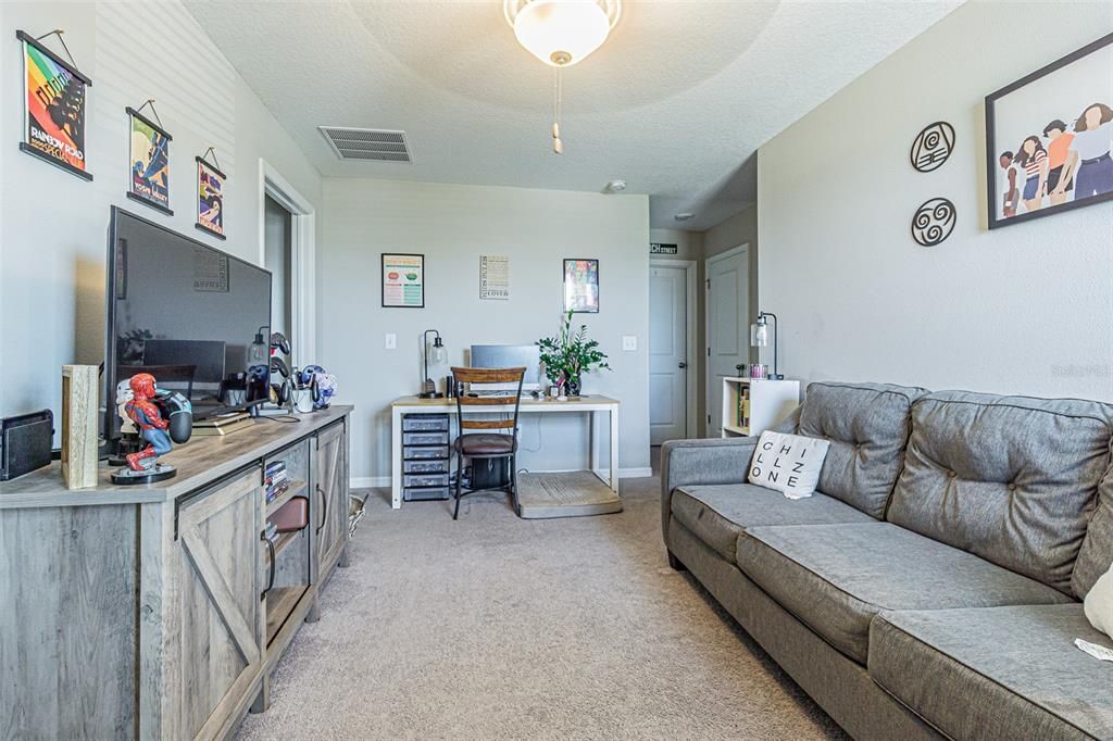 Active With Contract: $429,000 (6 beds, 3 baths, 2614 Square Feet)