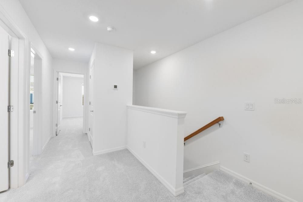 For Sale: $325,000 (3 beds, 2 baths, 1373 Square Feet)