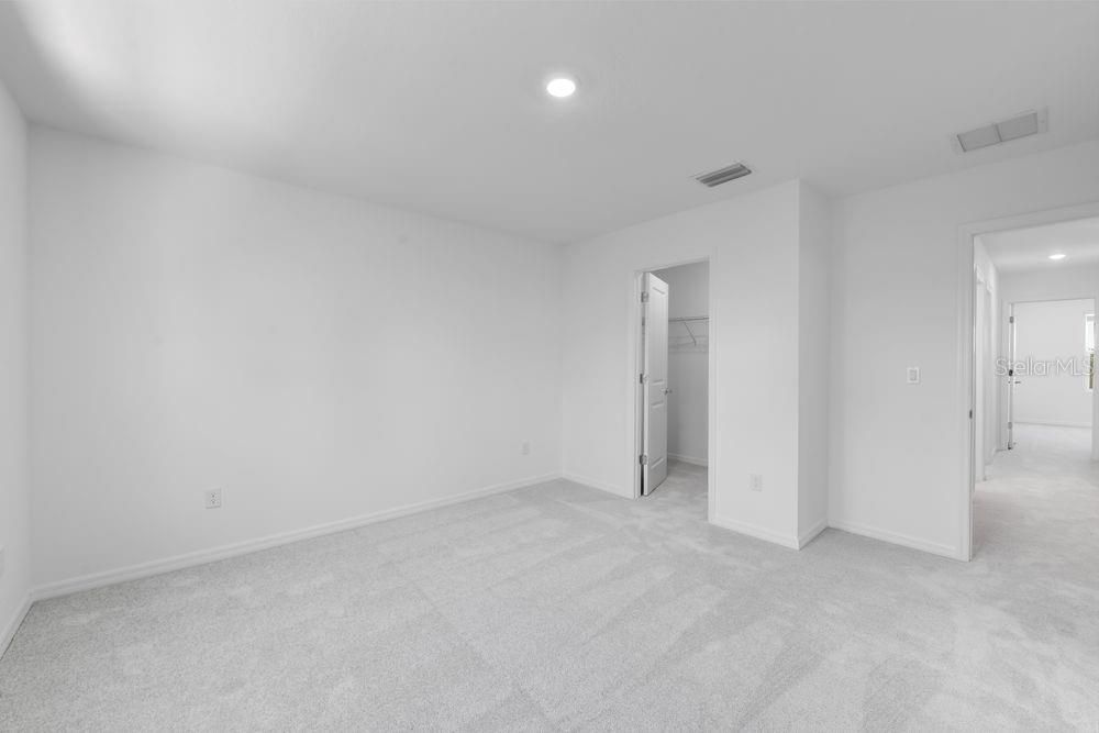 For Sale: $325,000 (3 beds, 2 baths, 1373 Square Feet)