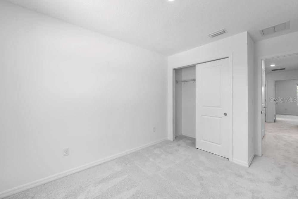 For Sale: $325,000 (3 beds, 2 baths, 1373 Square Feet)