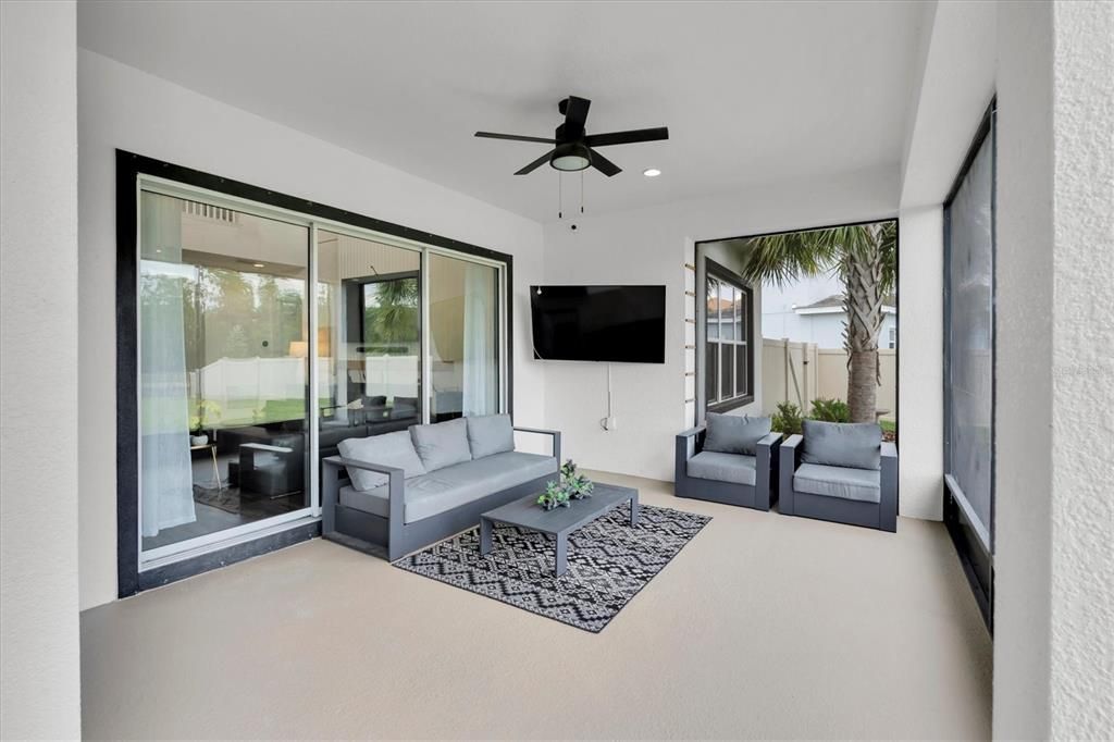 Active With Contract: $1,200,000 (6 beds, 3 baths, 4181 Square Feet)