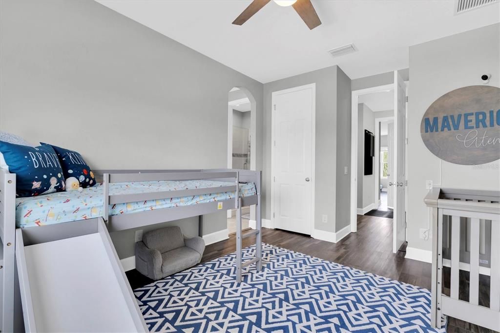 Active With Contract: $1,200,000 (6 beds, 3 baths, 4181 Square Feet)