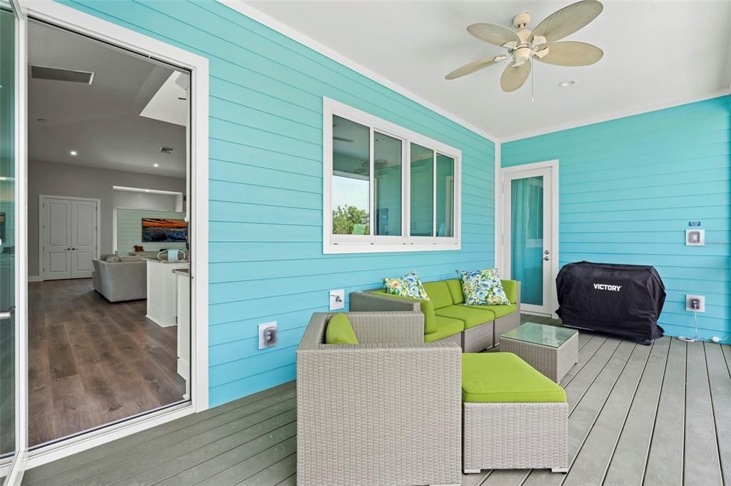 For Sale: $1,825,000 (3 beds, 3 baths, 2315 Square Feet)