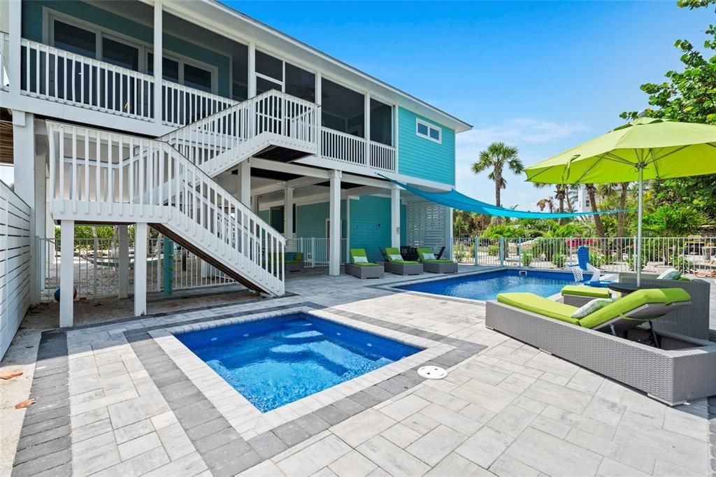 For Sale: $1,825,000 (3 beds, 3 baths, 2315 Square Feet)