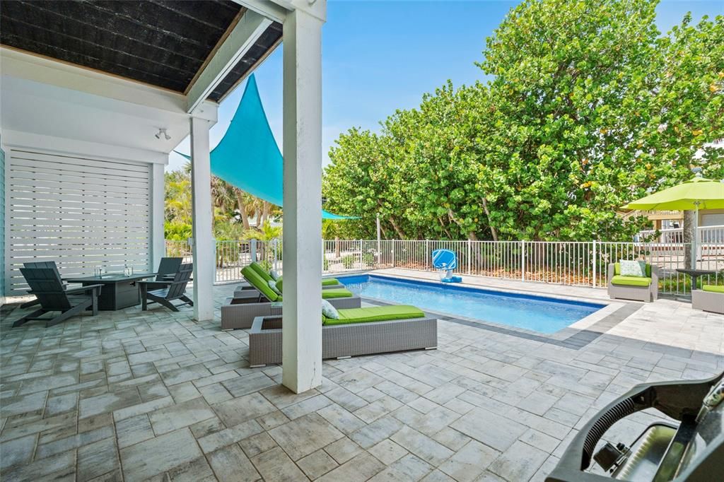 For Sale: $1,825,000 (3 beds, 3 baths, 2315 Square Feet)