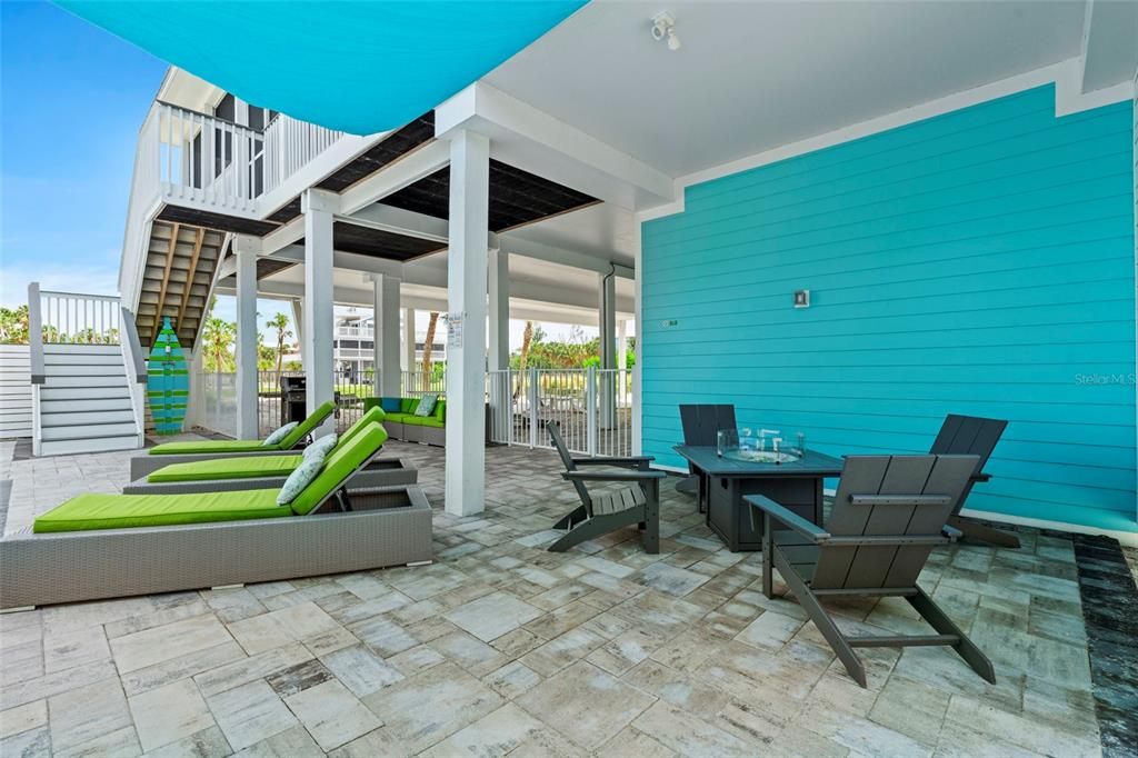 For Sale: $1,825,000 (3 beds, 3 baths, 2315 Square Feet)