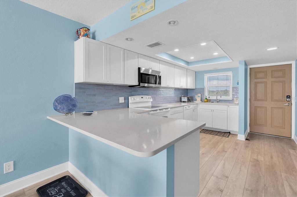 待售: $689,900 (2 贝兹, 2 浴室, 990 平方英尺)