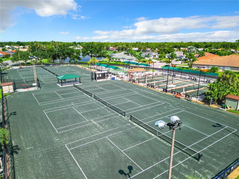 На продажу: $549,000 (2 спален, 2 ванн, 1988 Квадратных фут)