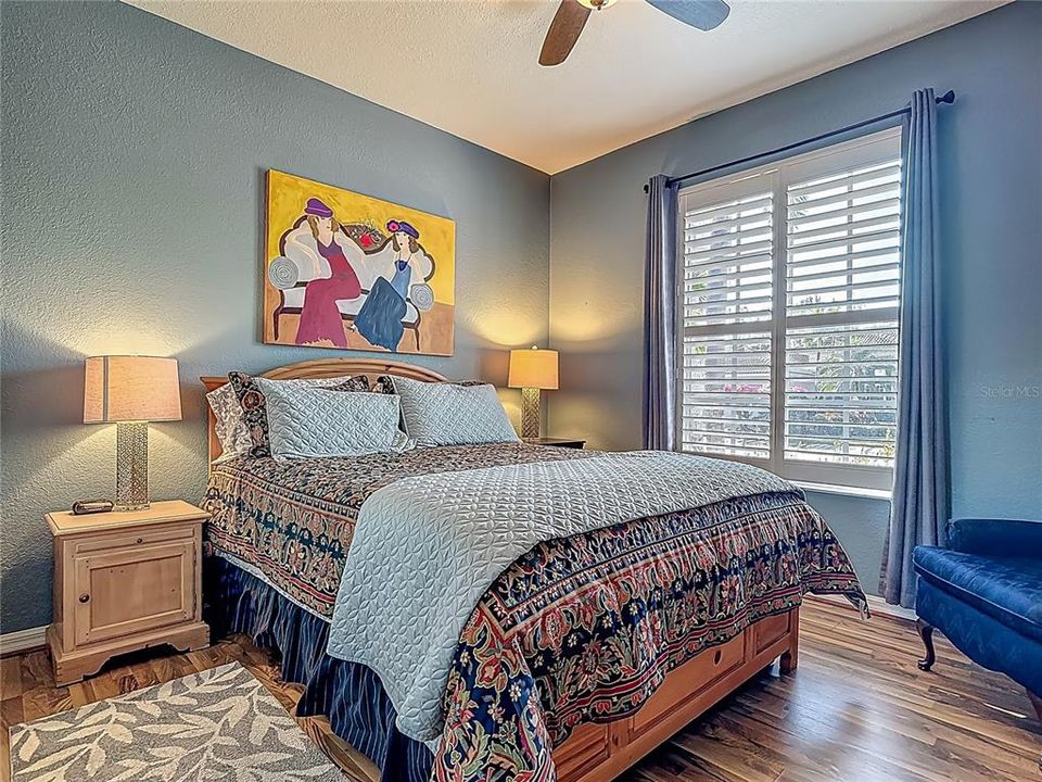 На продажу: $549,000 (2 спален, 2 ванн, 1988 Квадратных фут)