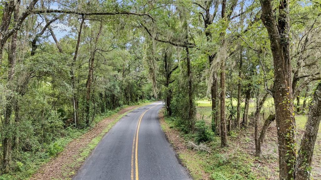 待售: $70,000 (0.90 acres)