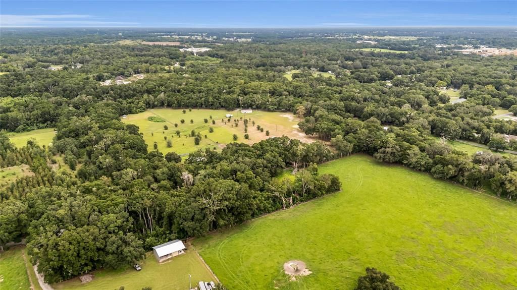 待售: $70,000 (0.90 acres)