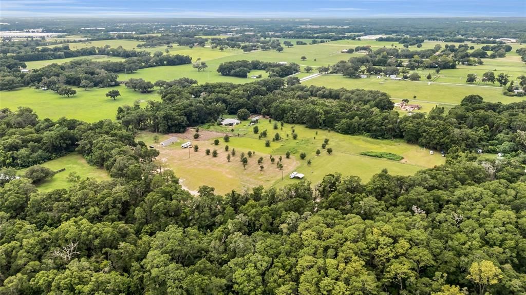 待售: $70,000 (0.90 acres)