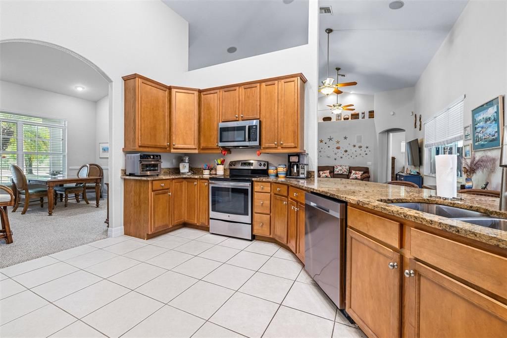 На продажу: $560,000 (3 спален, 2 ванн, 2598 Квадратных фут)