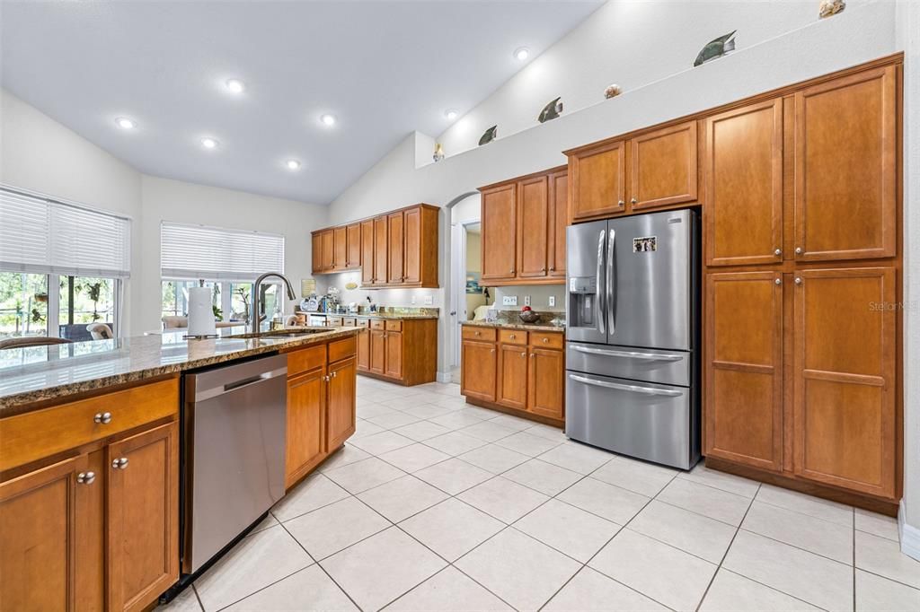 На продажу: $560,000 (3 спален, 2 ванн, 2598 Квадратных фут)