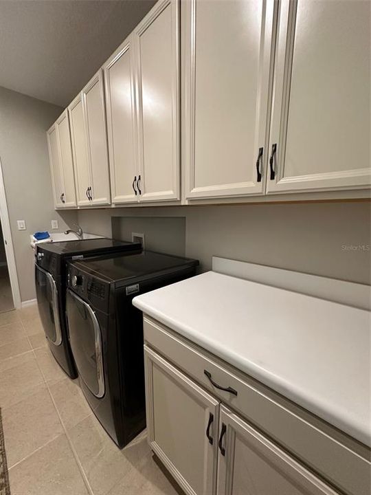 For Sale: $899,000 (5 beds, 4 baths, 3857 Square Feet)