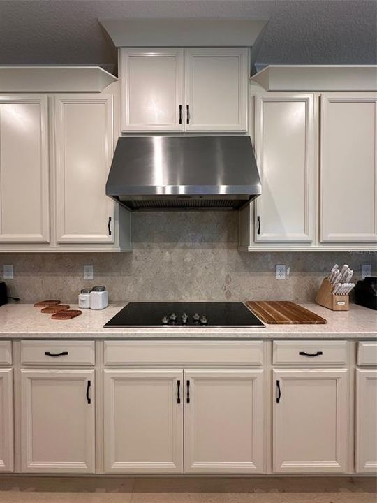 For Sale: $899,000 (5 beds, 4 baths, 3857 Square Feet)