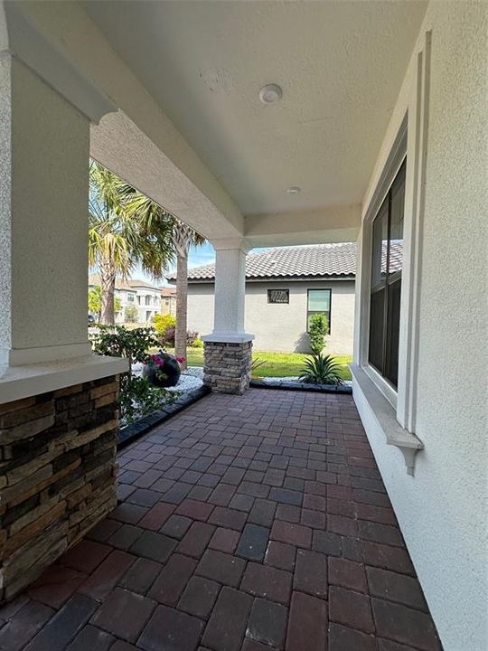 For Sale: $899,000 (5 beds, 4 baths, 3857 Square Feet)