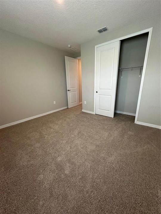 For Sale: $899,000 (5 beds, 4 baths, 3857 Square Feet)